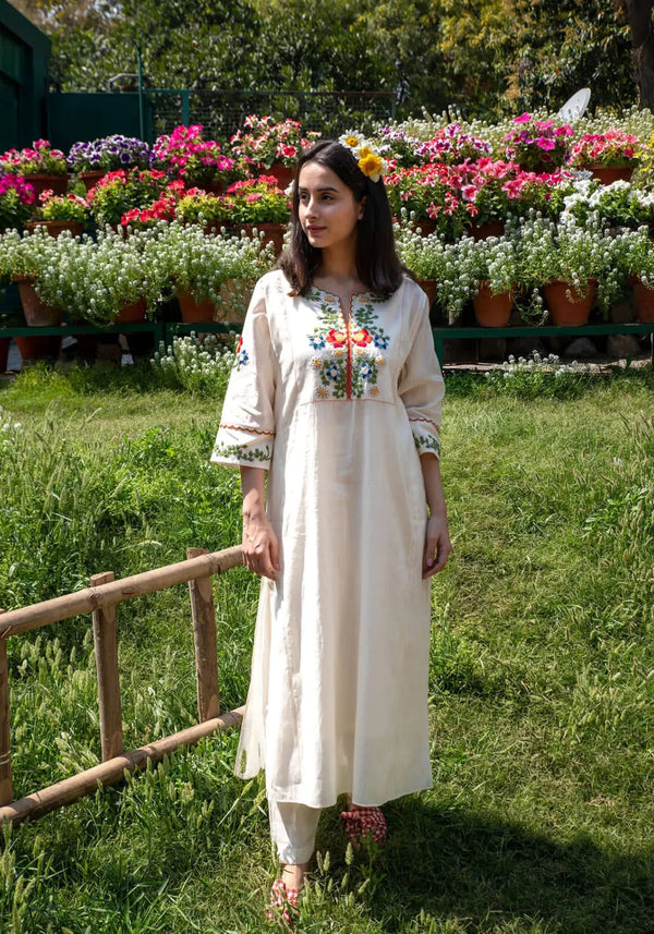 White Embroidered Kalidar Kurta With Pant